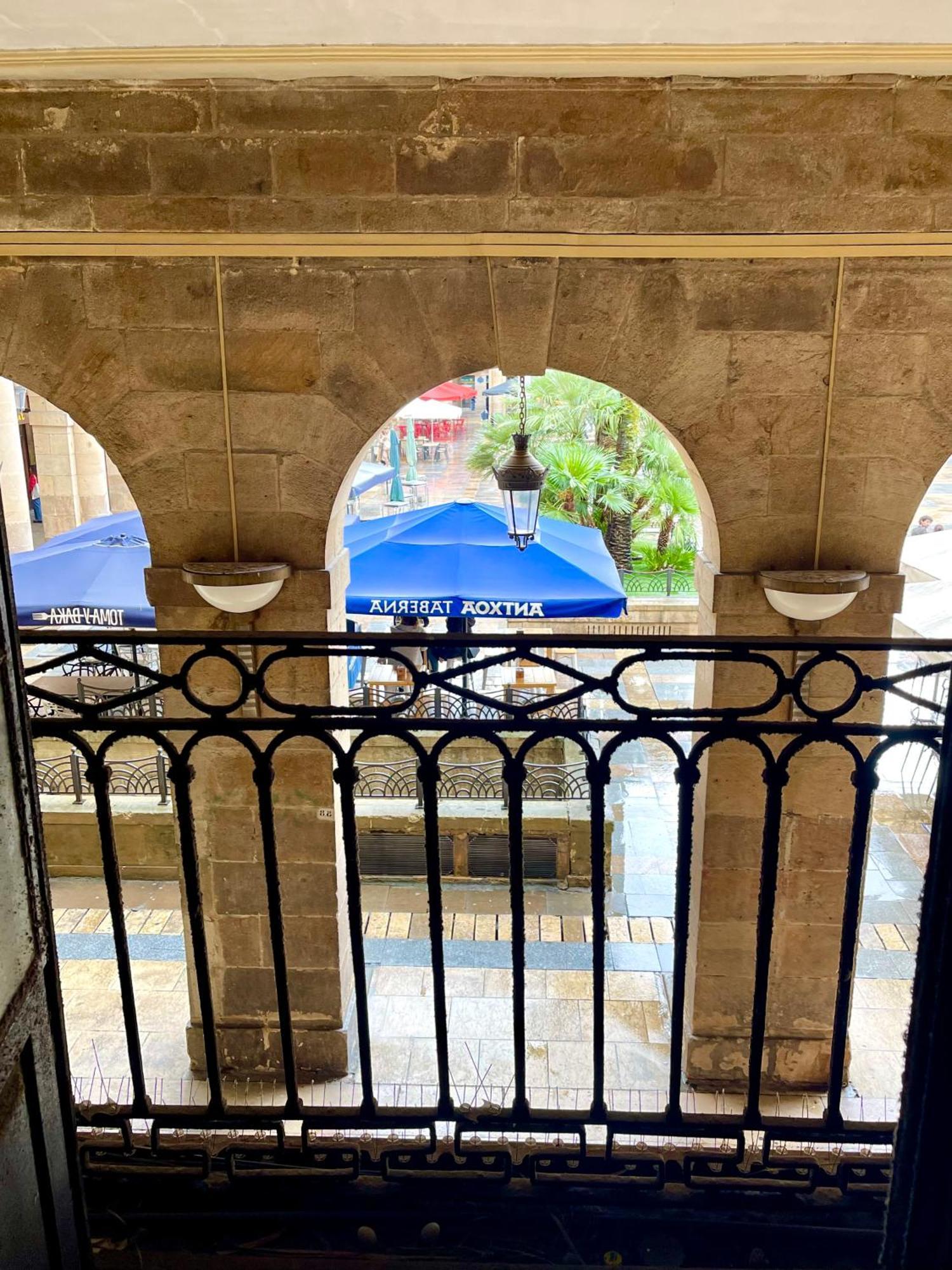Lauramer Plaza Nueva Bilbao Eksteriør bilde